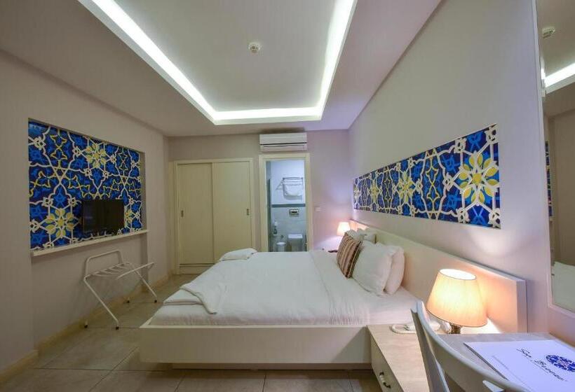 اتاق لوکس, Sea Breeze Hotel And Apartments