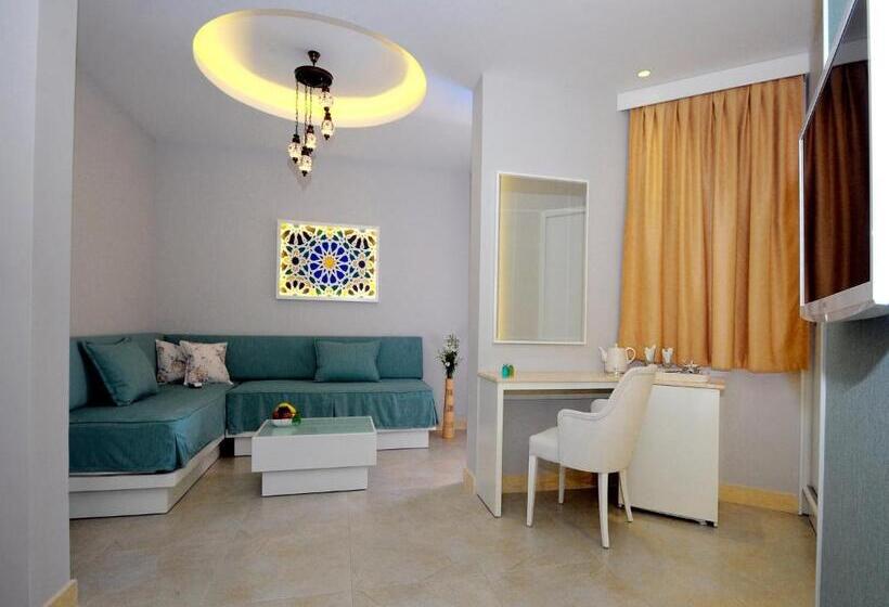 سوییت, Sea Breeze Hotel And Apartments