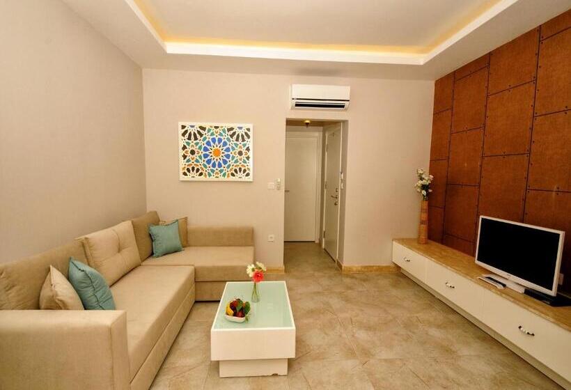 سوییت, Sea Breeze Hotel And Apartments