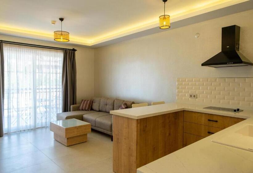 آپارتمان لوکس 1 خوابه, Sea Breeze Hotel And Apartments