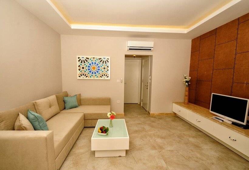 سوییت, Sea Breeze Hotel And Apartments