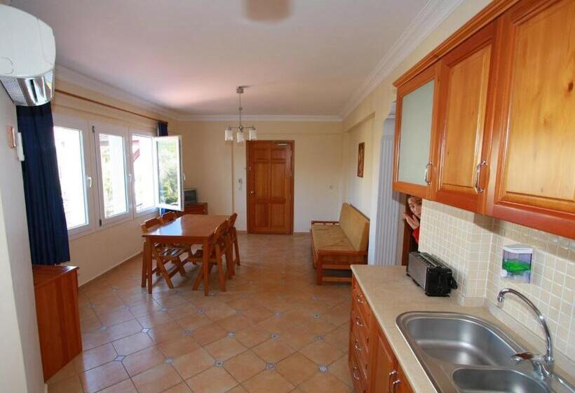 آپارتمان دلوکس 3 خوابه, Sea Breeze Hotel And Apartments