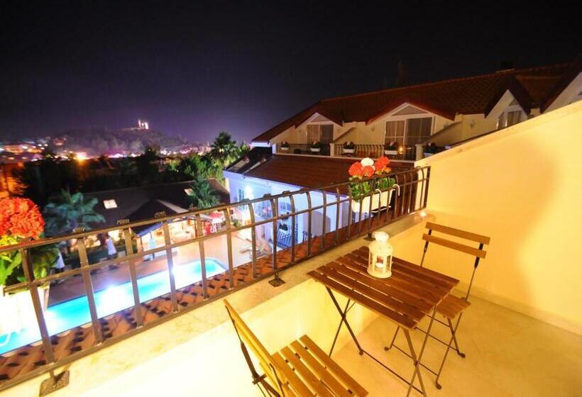 اتاق لوکس, Sea Breeze Hotel And Apartments