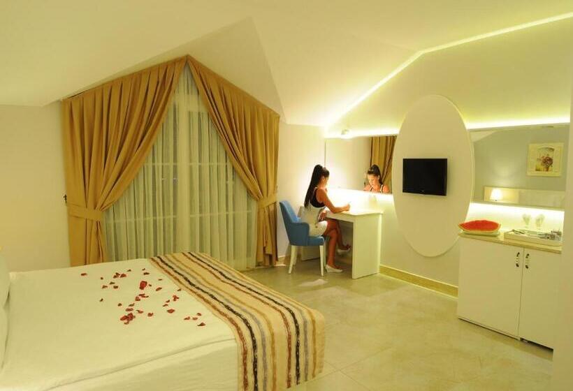 اتاق لوکس, Sea Breeze Hotel And Apartments