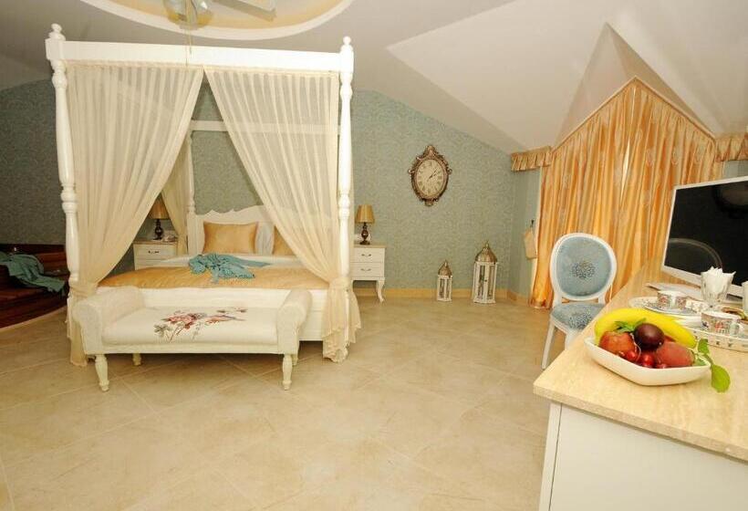 Люкс, Sea Breeze Hotel And Apartments