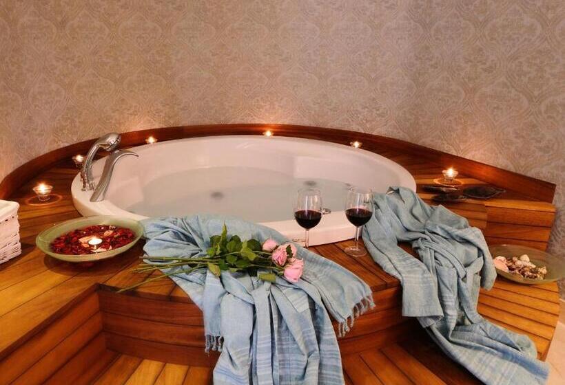 سوییت, Sea Breeze Hotel And Apartments