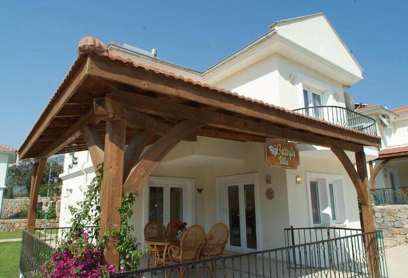 Вилла 3 Спальни, Sea Breeze Hotel And Apartments