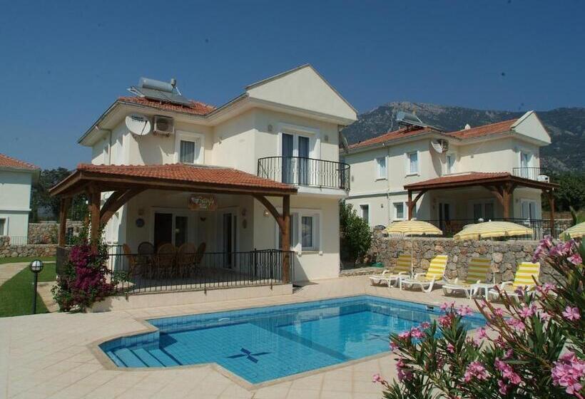 ویلای 3 خوابه, Sea Breeze Hotel And Apartments