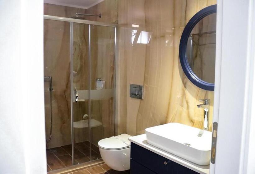 آپارتمان لوکس 1 خوابه, Sea Breeze Hotel And Apartments