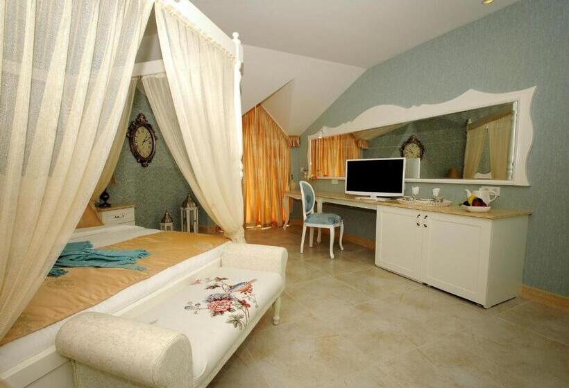 Люкс, Sea Breeze Hotel And Apartments