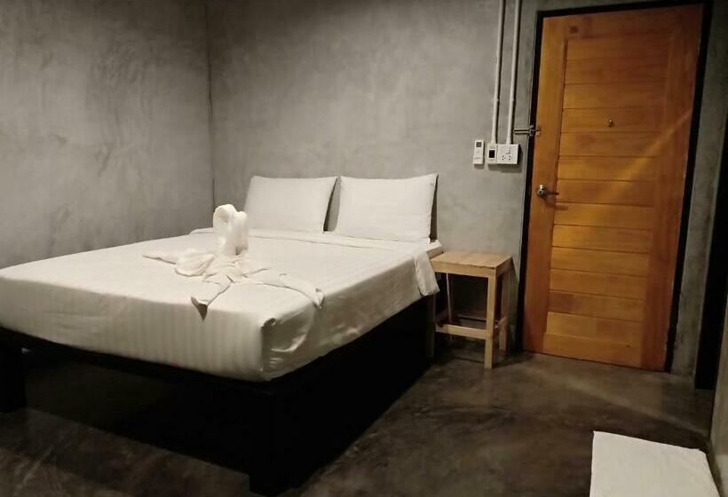 발코니 디럭스 룸, Loftel @ Nakhon