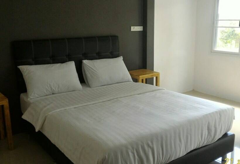 이코노미 룸, Loftel @ Nakhon