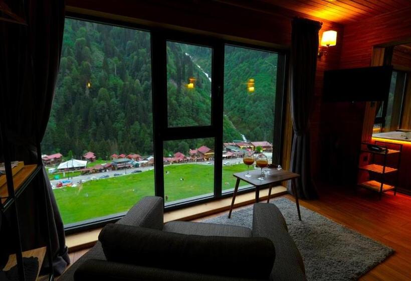 سوئیت با چشم‌انداز, Ayder Villa De Pelit