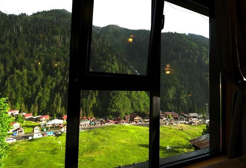 سوئیت با چشمانداز, Ayder Villa De Pelit