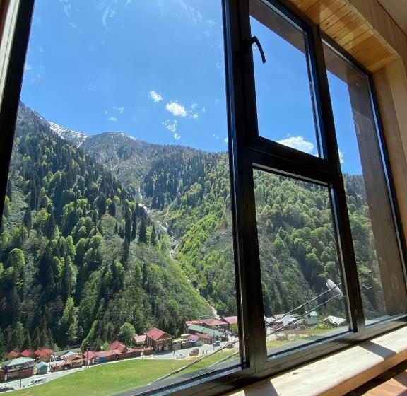 اتاق لوکس, Ayder Villa De Pelit