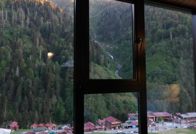 اتاق لوکس, Ayder Villa De Pelit