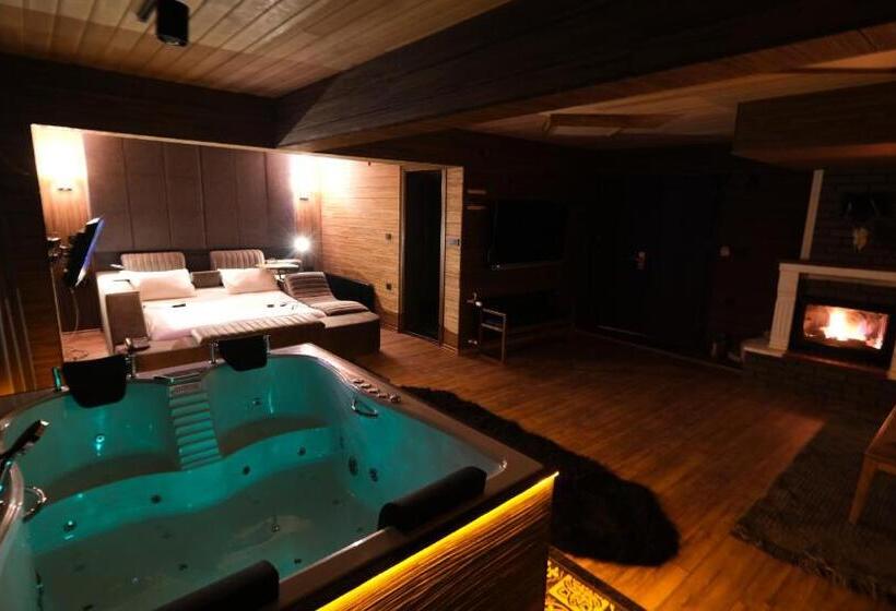 سوئیت با تخت بزرگ, Ayder Villa De Pelit