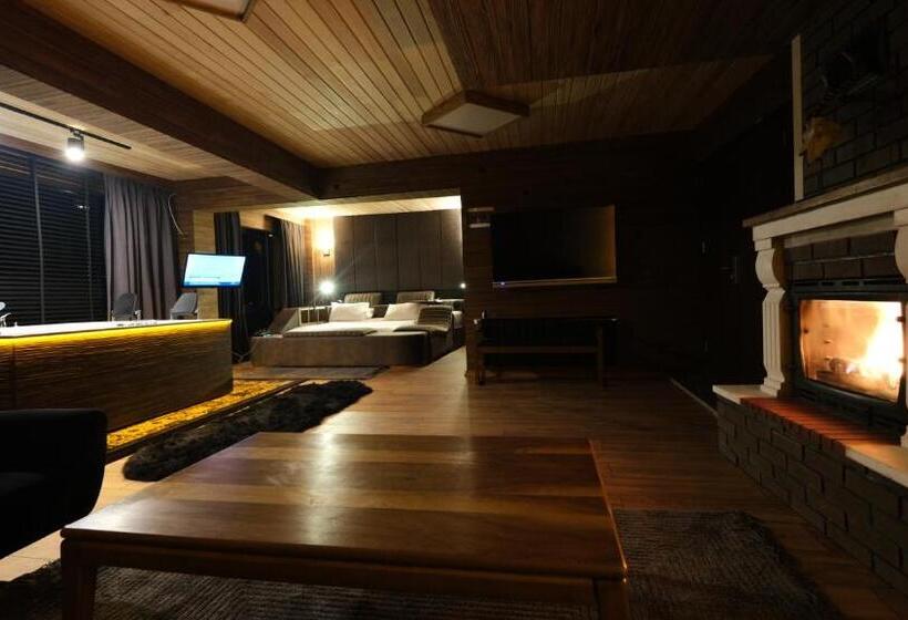 سوئیت با تخت بزرگ, Ayder Villa De Pelit