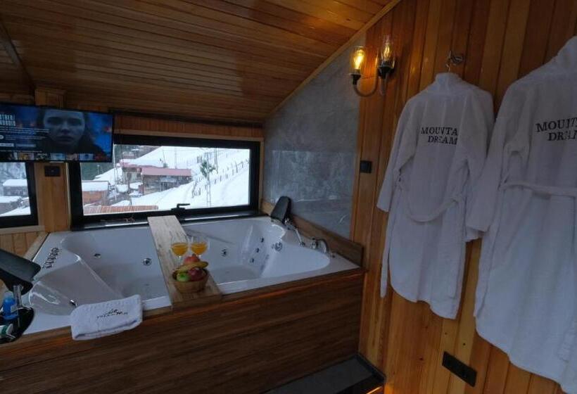 سوئیت جونیور با چشمانداز, Ayder Villa De Pelit