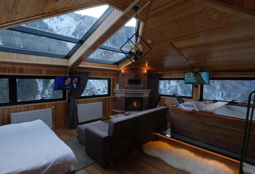 سوئیت جونیور با چشمانداز, Ayder Villa De Pelit