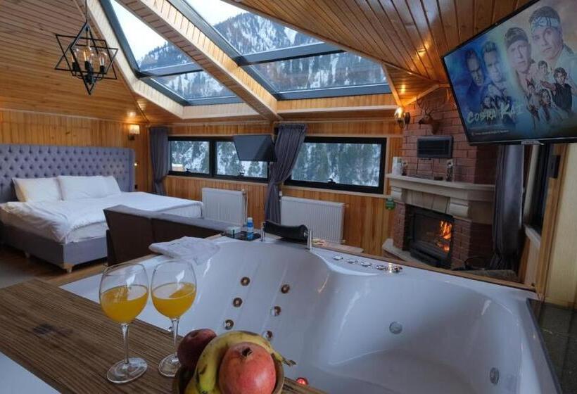 سوئیت جونیور با چشمانداز, Ayder Villa De Pelit