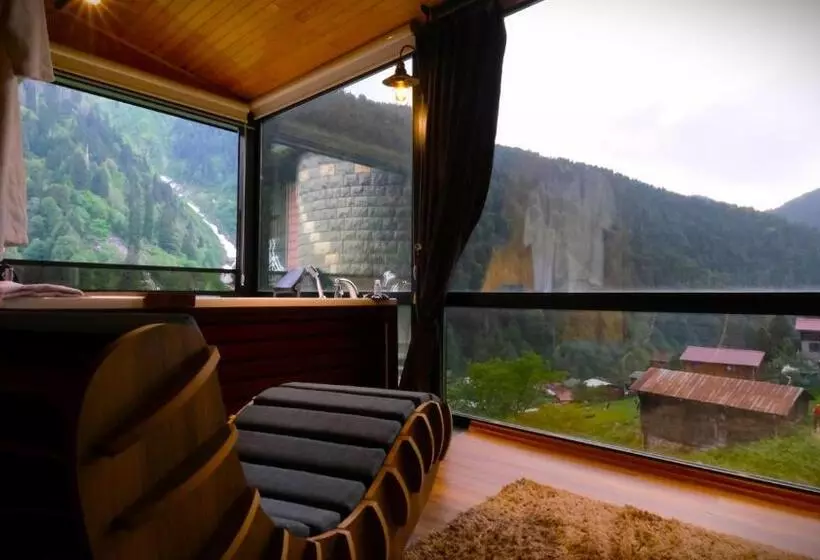 Royal-sviitti, Ayder Villa De Pelit
