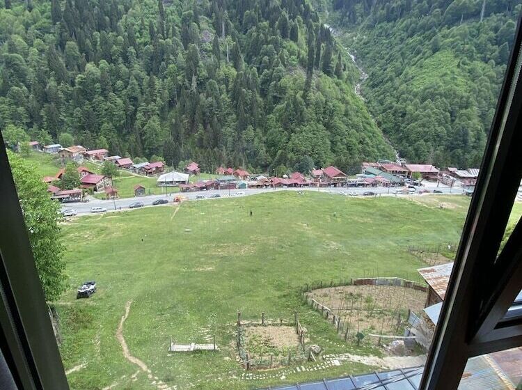اتاق استاندارد با چشم‌انداز, Ayder Villa De Pelit
