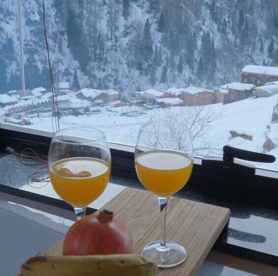 سوئیت جونیور با چشمانداز, Ayder Villa De Pelit