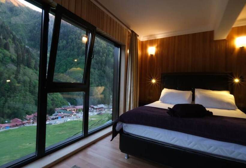 اتاق لوکس با چشمانداز, Ayder Villa De Pelit