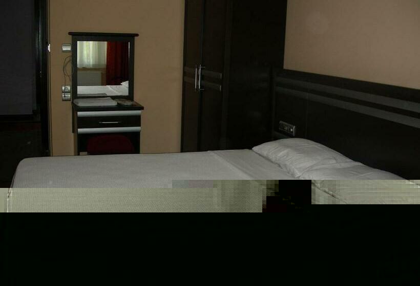 スタンダードルーム, Cihan