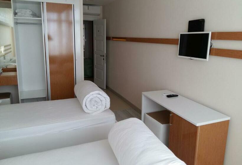 スタンダードルーム, Cihan