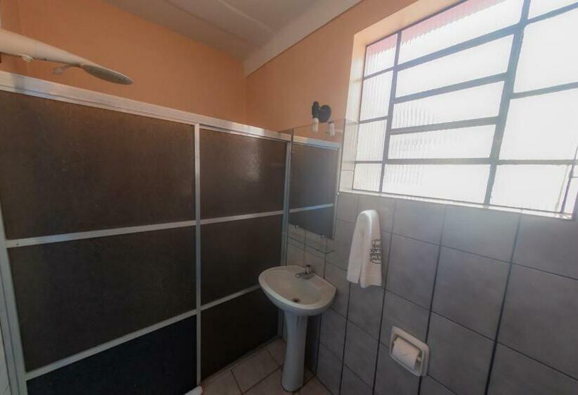 سوئیت 2 خوابه, Goiânia Palace