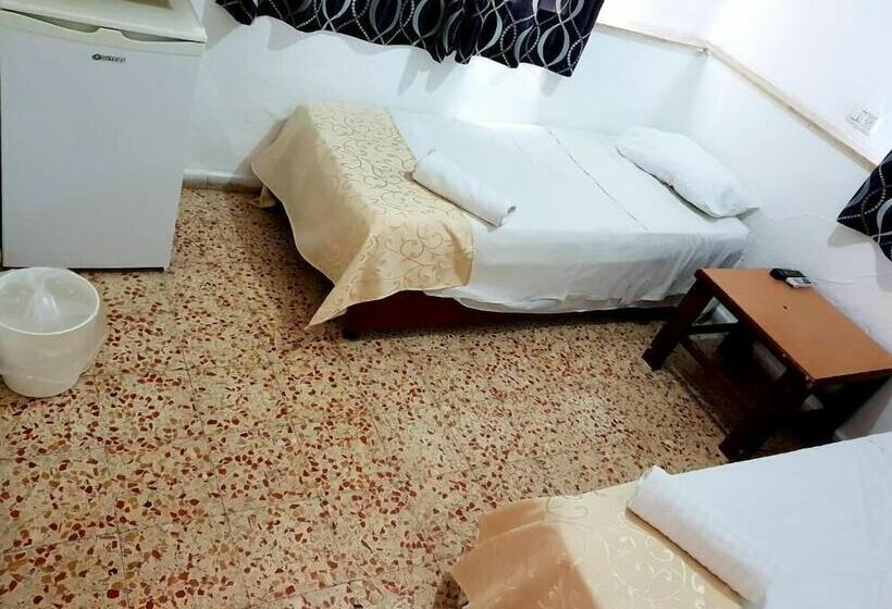 חדר סטנדרט, Atara