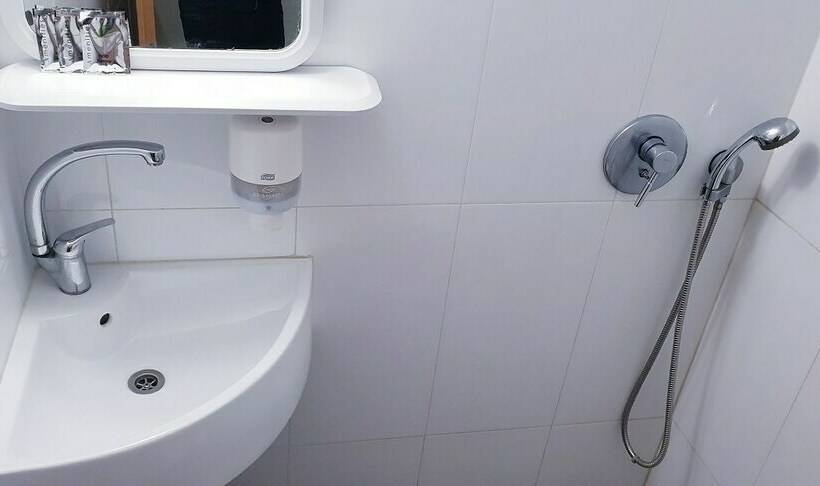 חדר סטנדרט, Atara