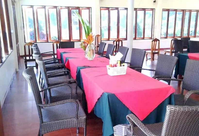 ルームシェアのワンベッド, Siam Tara Resort Chiangkhong