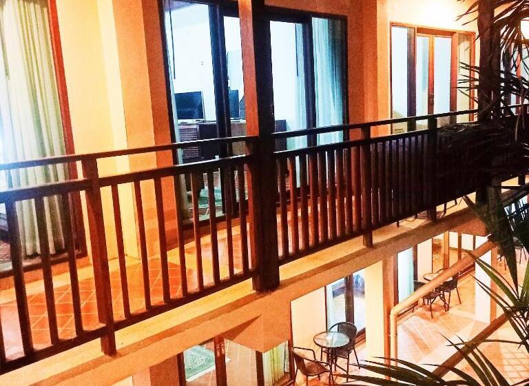 プールの見えるデラックスルーム, Siam Tara Resort Chiangkhong