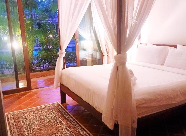 プールの見えるデラックスルーム, Siam Tara Resort Chiangkhong