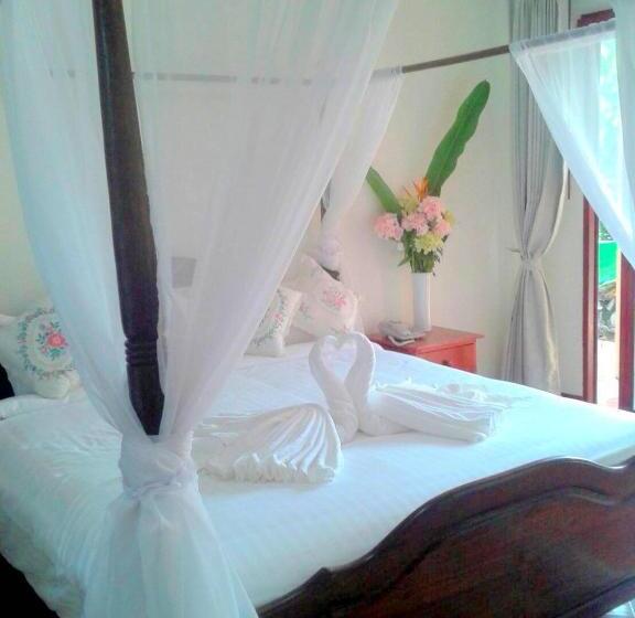 プールの見えるデラックスルーム, Siam Tara Resort Chiangkhong