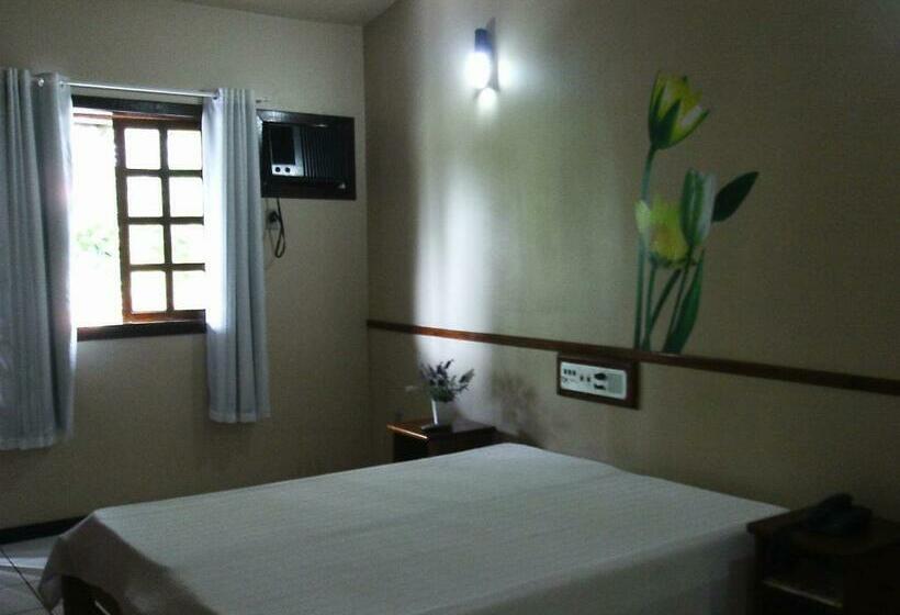Quarto Estandar, Taperapuan Praia