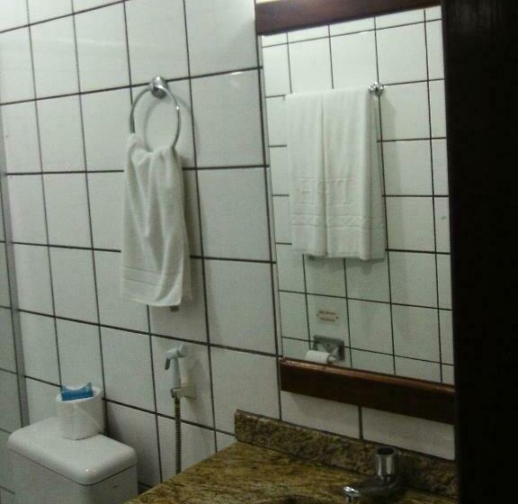 Quarto Triplo Estandar, Taperapuan Praia