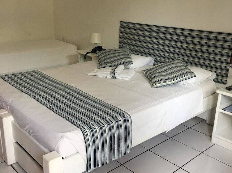 חדר סטנדרט, Taperapuan Praia