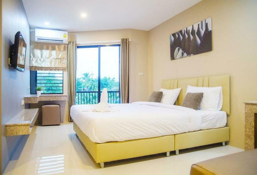 اتاق استاندارد با بالکن, The Coconut