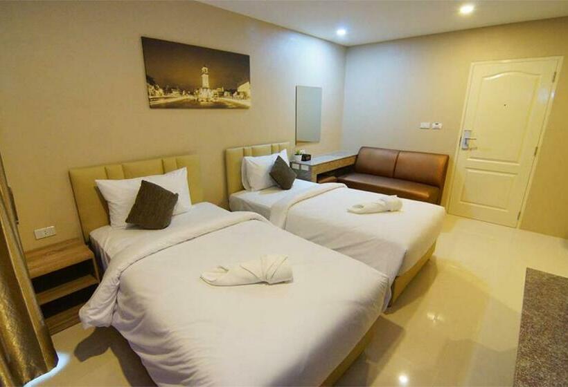 اتاق استاندارد با بالکن, The Coconut