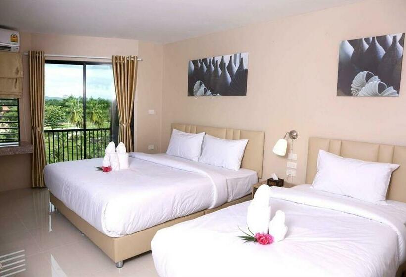 اتاق خانوادگی, The Coconut