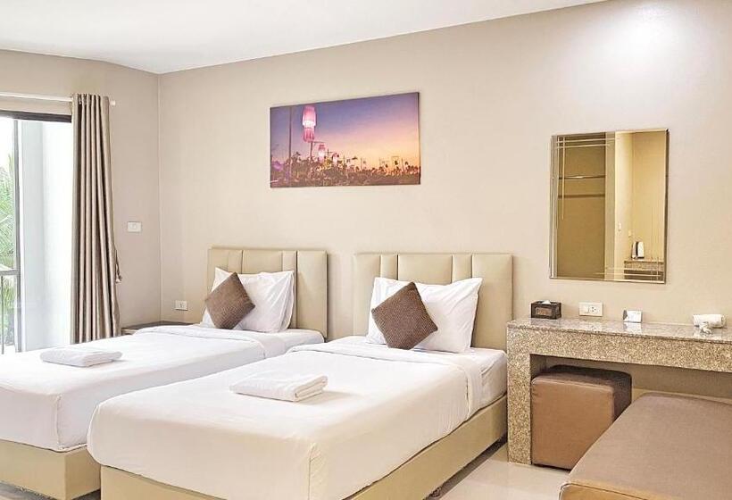 اتاق استاندارد با بالکن, The Coconut