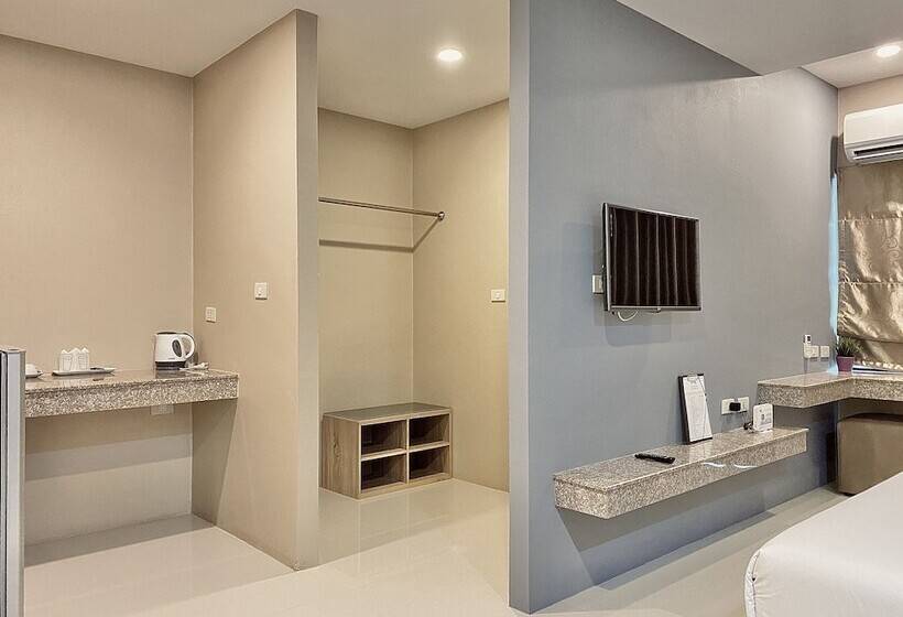 اتاق استاندارد با تخت بزرگ, The Coconut