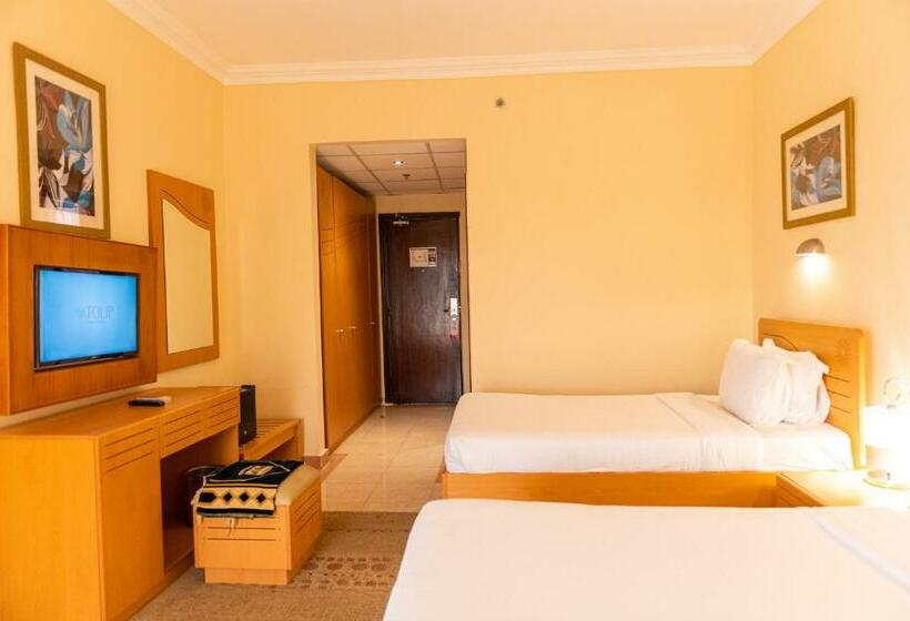 اتاق لوکس با چشمانداز استخر, Tolip Family Club Borg El Arab