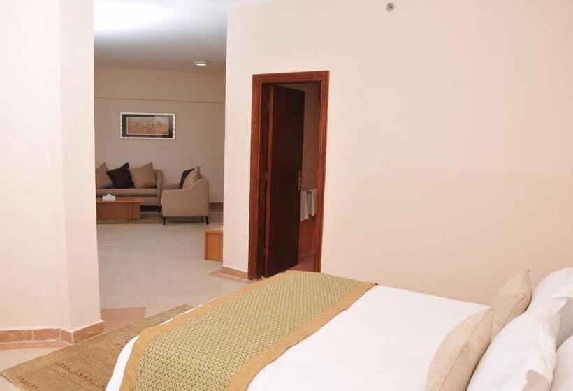 اتاق خانوادگی با چشمانداز استخر, Tolip Family Club Borg El Arab