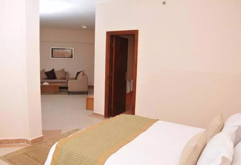 اتاق خانوادگی با چشمانداز استخر, Tolip Family Club Borg El Arab