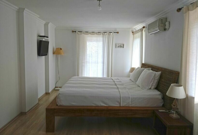 Quarto Triplo Estandar, Zephyros